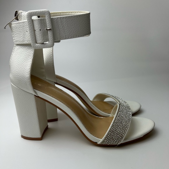 Nicole Miller Womens Heeled Sandals  Size 8.5 - Picture 1 of 16